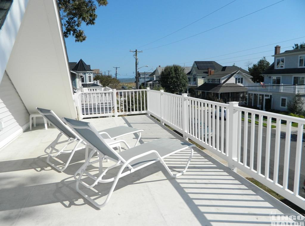 deck1 15.5 STOCKLEY STREET  Rental Property