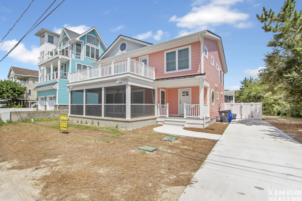 img_9211_950 23 BEACH AVENUE  Rental Property
