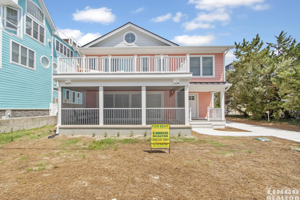 img_9214_302 23 BEACH AVENUE  Rental Property