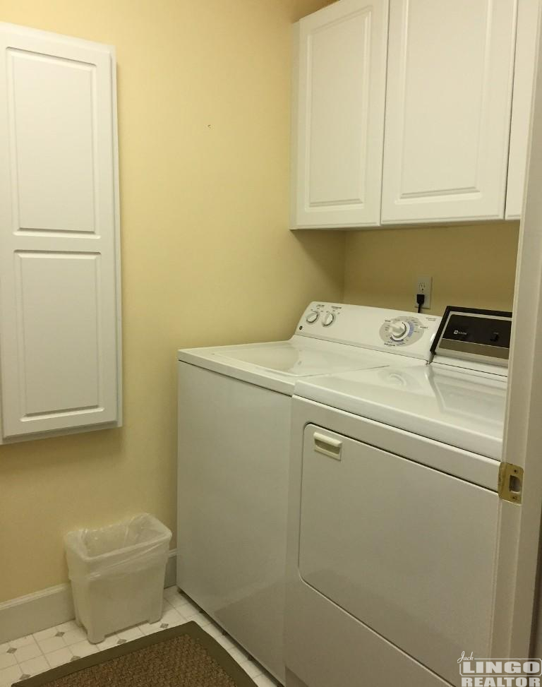 24__Laundry_Room 10 ROLLING ROAD  Rental Property