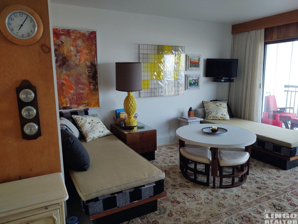 CAPTAIN+TWIN+BEDS 221 EDGEWATER HOUSE   Rental Property