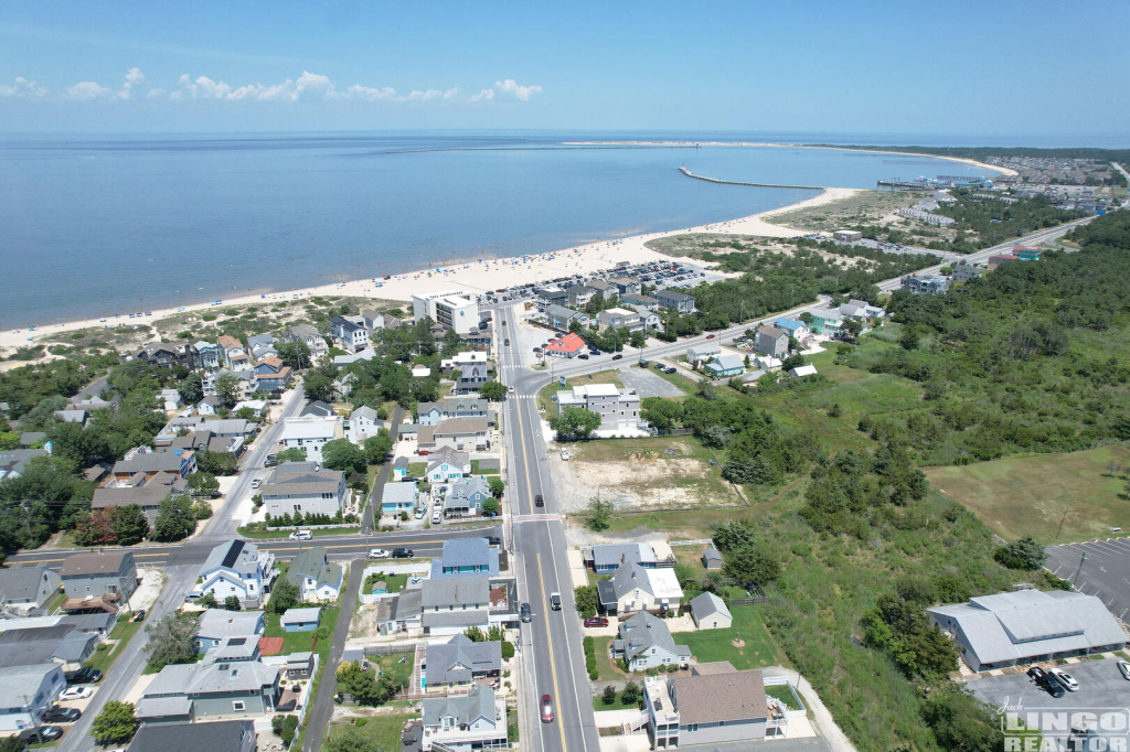 301+Savannah+Drone+4 301 E Savannah Road Rental Property