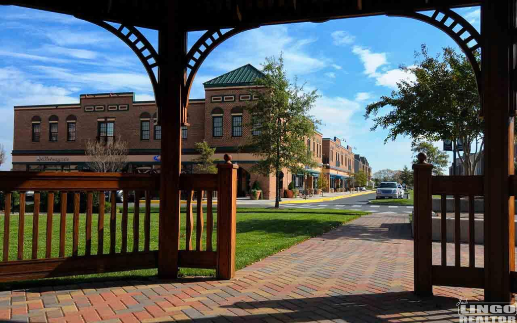 29 33120 N Village Loop #2303 Rental Property 29 33120 N Village Loop #2303 Rental Property
