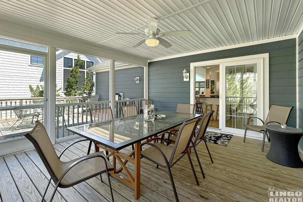 104+Cape+Shores+Back+Porch+2 104 W Cape Shores Drive Rental Property