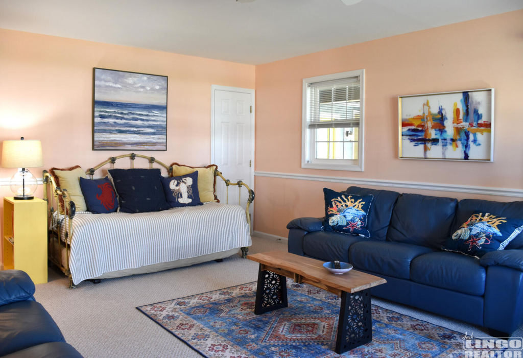 21 104 W Cape Shores Drive Rental Property