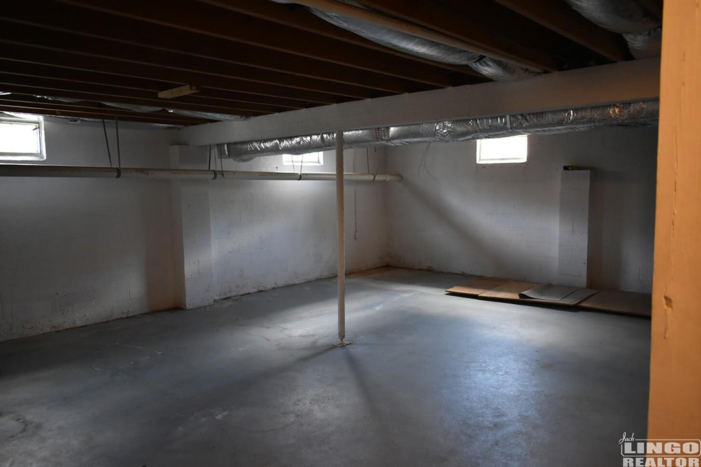 17 34793 Collins Avenue Rental Property