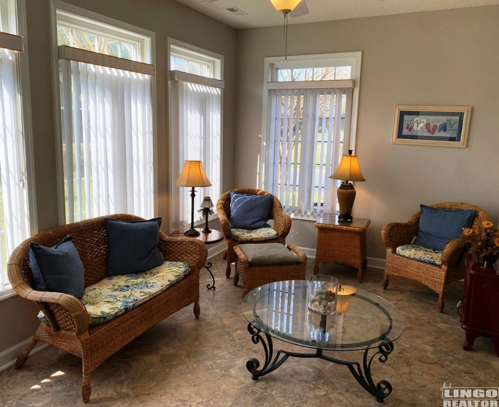 kendig+sunroom 34313 Summerlyn Drive #406 Rental Property