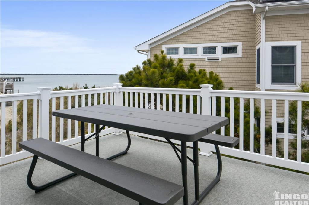 Main_Level-Deck-_DSC6007 110 W Cape Shores Drive Rental Property