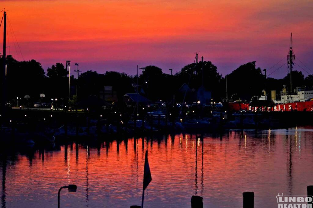 Canal+Night 223 Second Street Rental Property