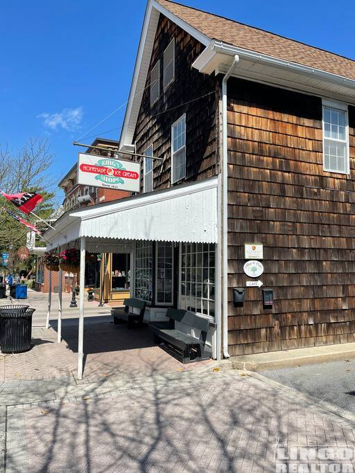 Kings+Ice+Cream 223 Second Street Rental Property