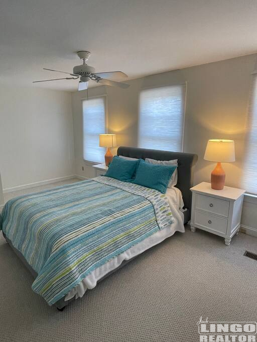 Queen+Bedroom 223 Second Street Rental Property