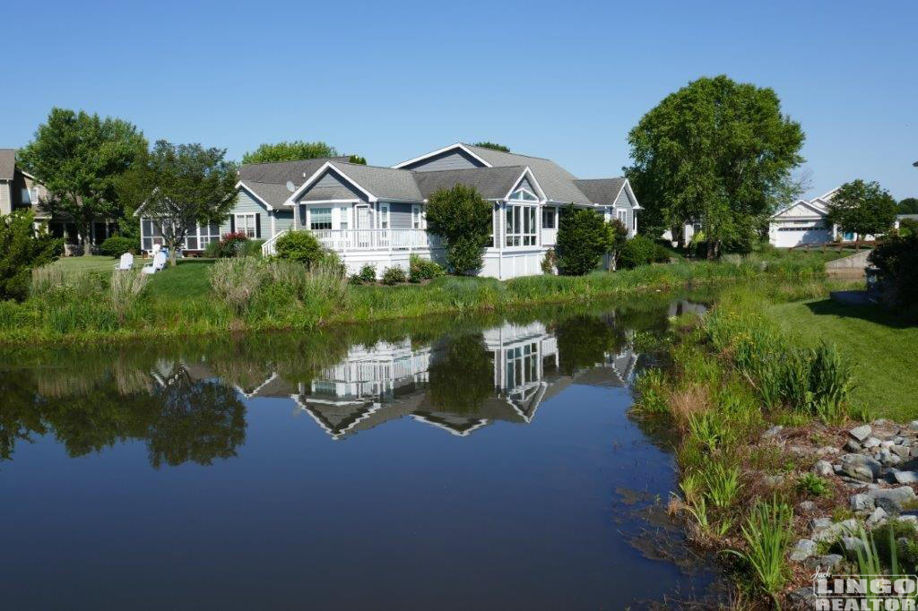 352+pond+2+and+view+of+back 352 Plantations Blvd Rental Property
