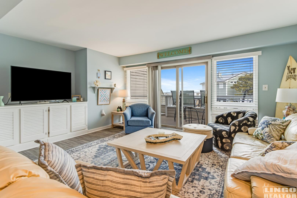 009_img_3006_241 53 Cape Henlopen Dr.  #111 Rental Property