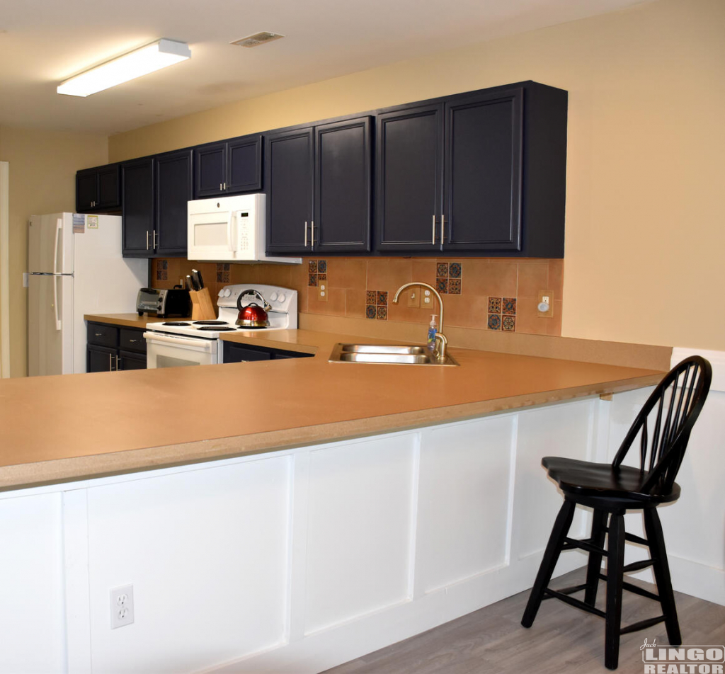 7 17253 Queen Anne Way Rental Property