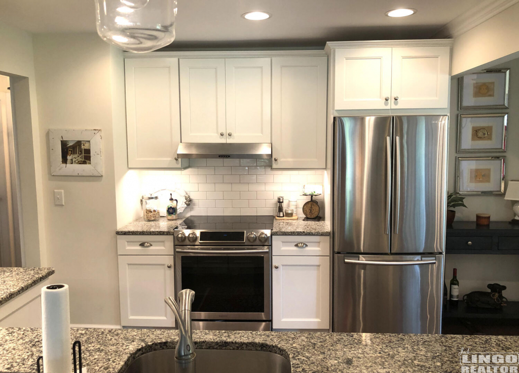 6 33955 Middleton Circle Rental Property