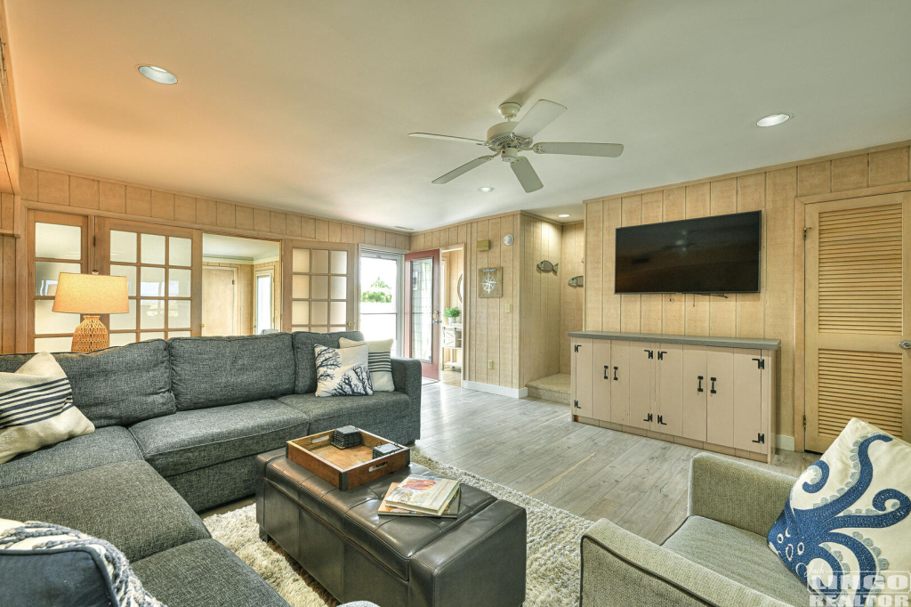 1 29 Pilot Point Rental Property