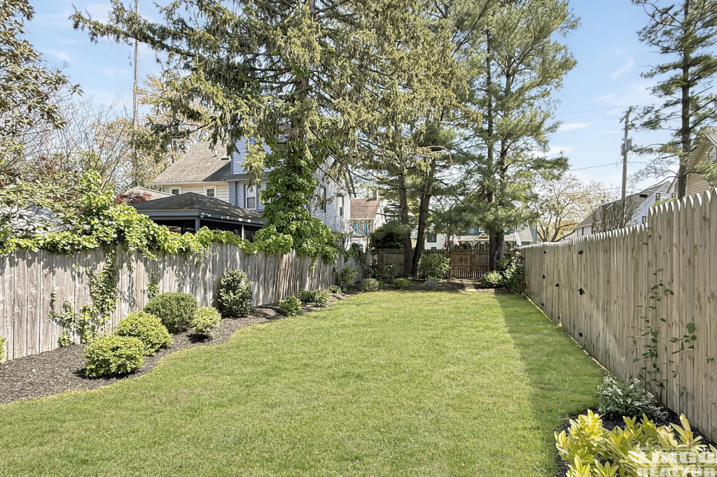 341+Market+St+Backyard 341 Market Street Rental Property