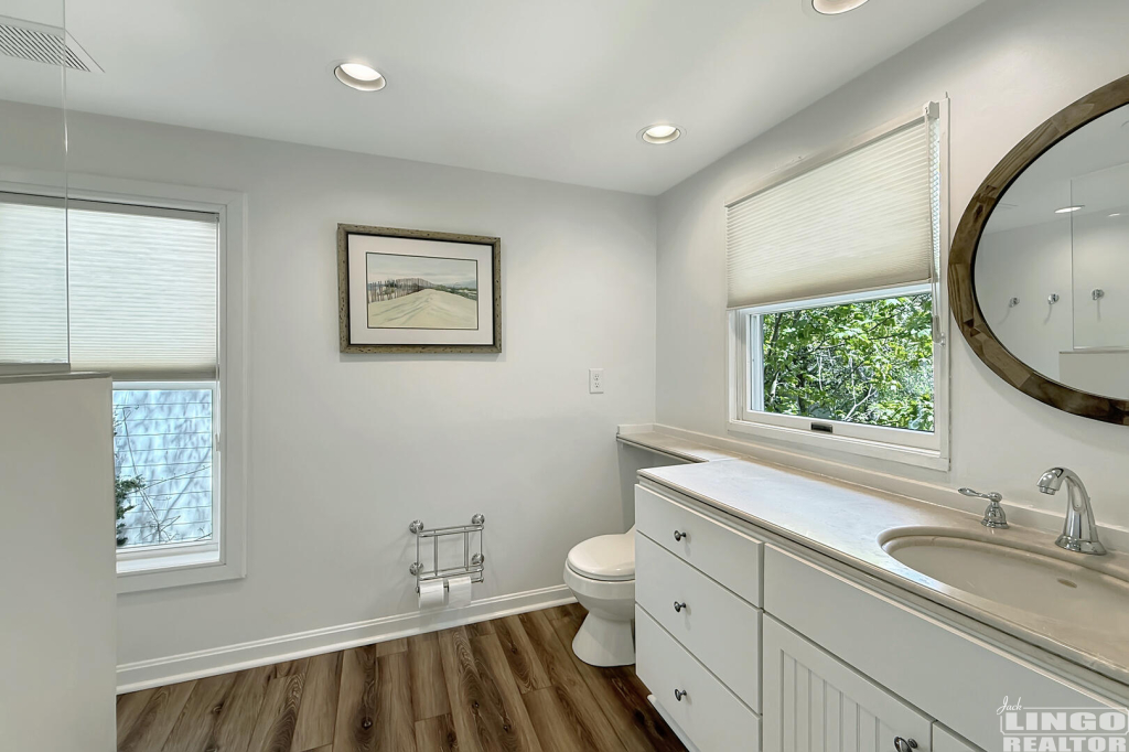 341+Market+St+Bathroom+1 341 Market Street Rental Property