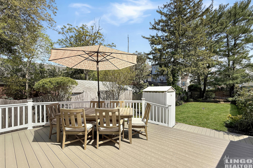 341+Market+St+Deck+1 341 Market Street Rental Property