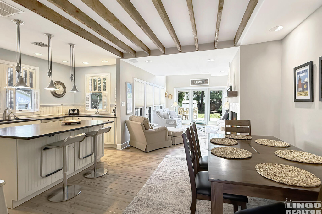 341+Market+St+Kitchen+Dining 341 Market Street Rental Property
