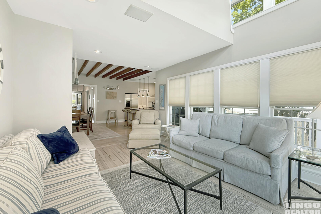 341+Market+St+Rear+Living+1 341 Market Street Rental Property