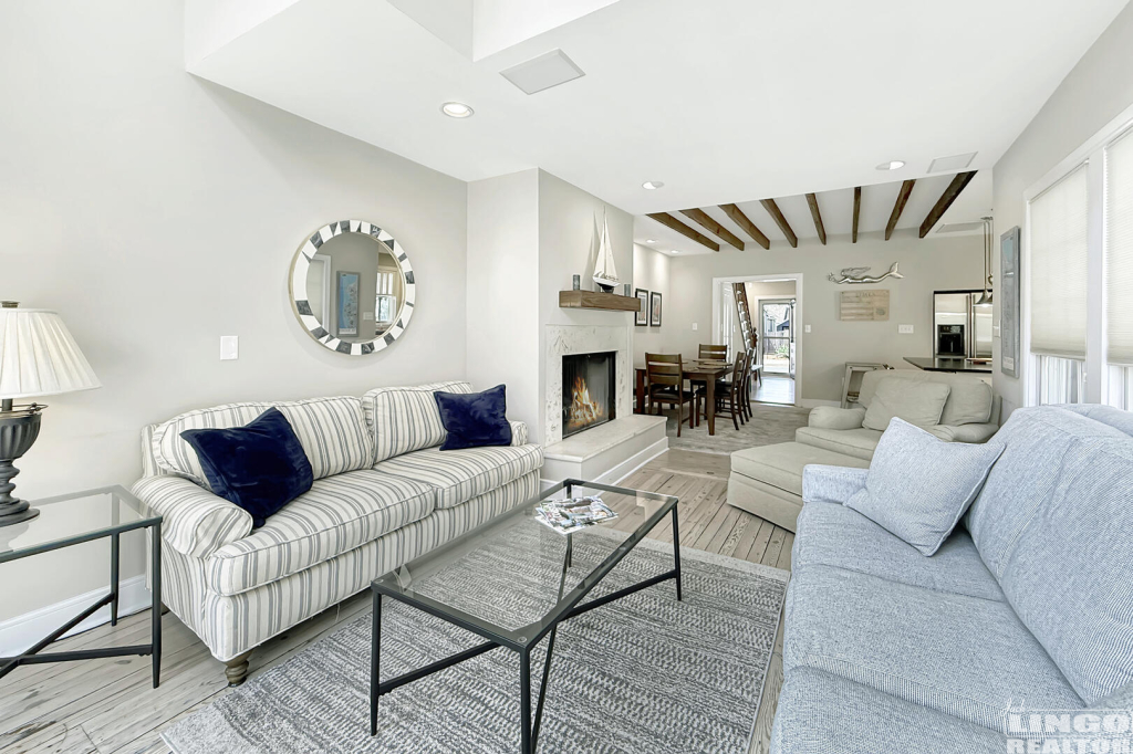341+Market+St+Rear+Living+3 341 Market Street Rental Property