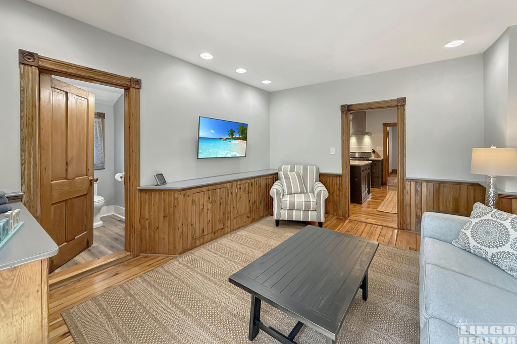 343+Market+Rear+Living+2 343 Market Street Rental Property