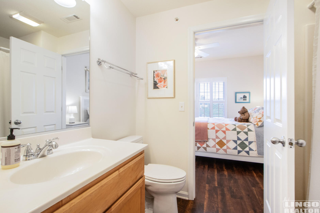 003_img_0197_866 17054 N Brandt St #1204 Rental Property 003_img_0197_866 17054 N Brandt St #1204 Rental Property