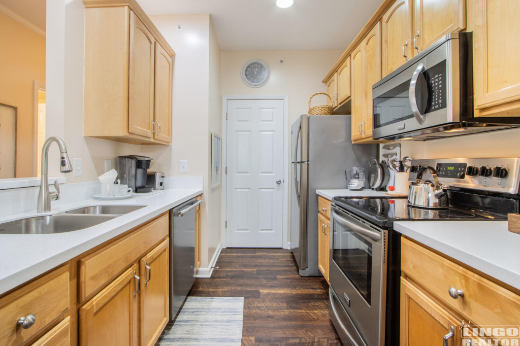 007_img_0209_823 17054 N Brandt St #1204 Rental Property 007_img_0209_823 17054 N Brandt St #1204 Rental Property