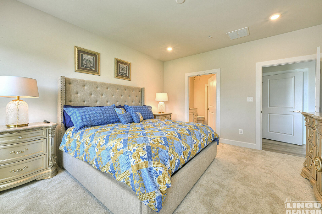 14 235 Red Cedar Drive Rental Property