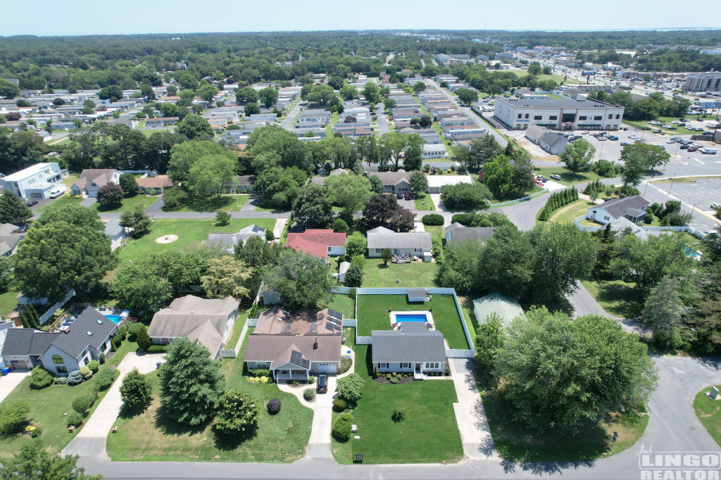 4+Tiffany+Dr+Drone+1 4 Tiffany Drive Rental Property