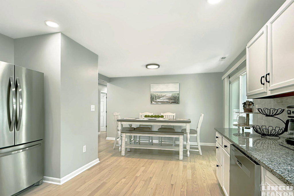 4+Tiffany+Dr+Kitchen+2 4 Tiffany Drive Rental Property
