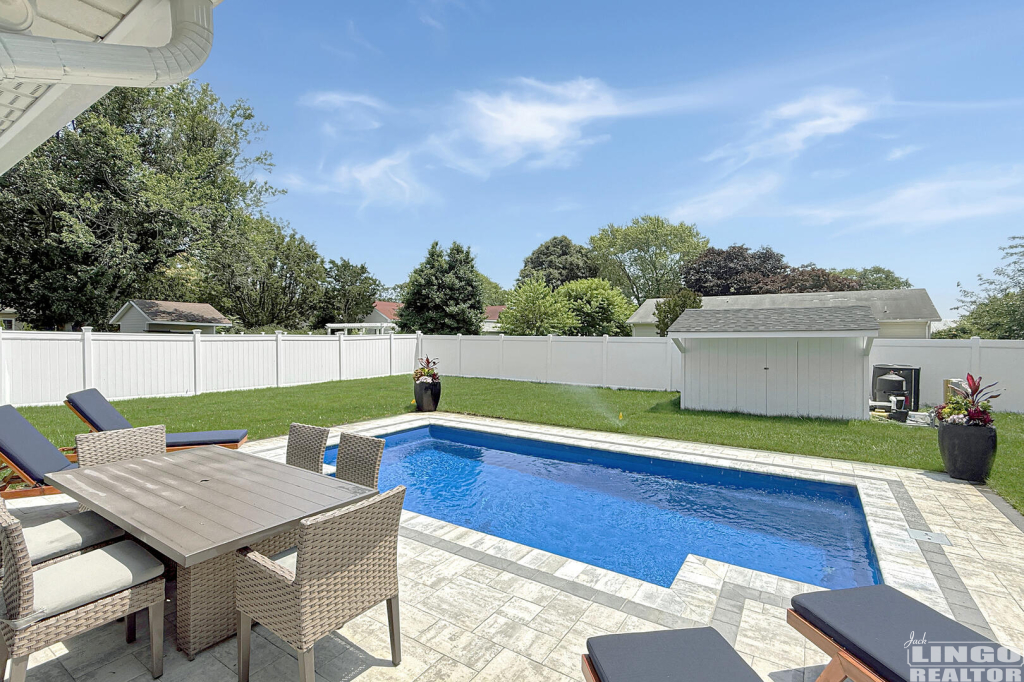 4+Tiffany+Dr+Pool+1 4 Tiffany Drive Rental Property