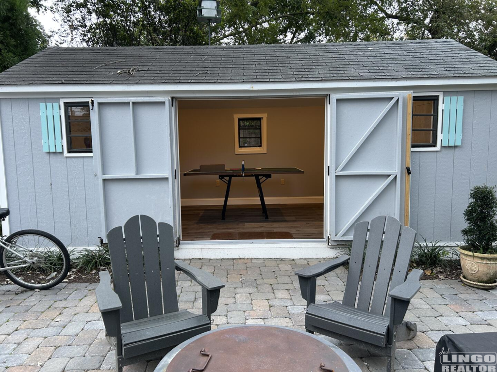 IMG_7200 212 W Third Street Rental Property