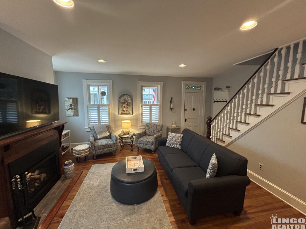 unnamed+(1) 212 W Third Street Rental Property