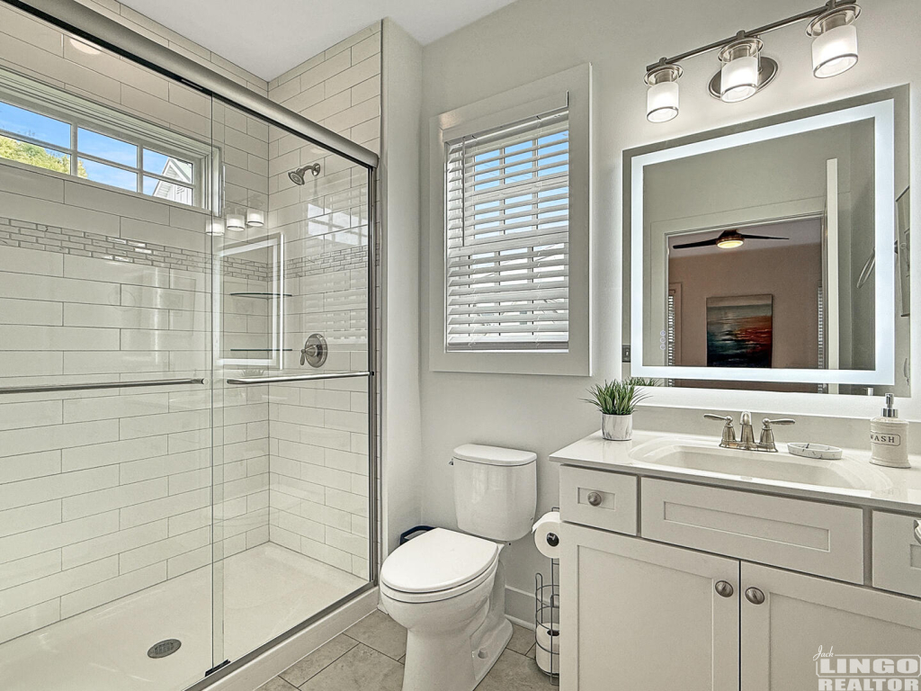 331+Chestnut+St++Primary+Bathroom+1 331 Chestnut Street Rental Property