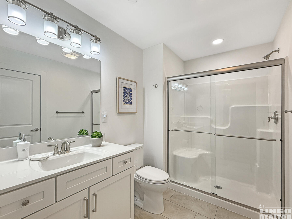 331+Chestnut+St+Bathroom+1 331 Chestnut Street Rental Property