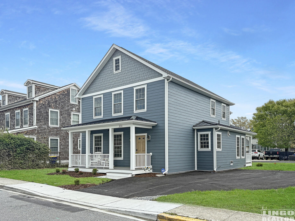 331+Chestnut+St+Front+Exterior+2 331 Chestnut Street Rental Property