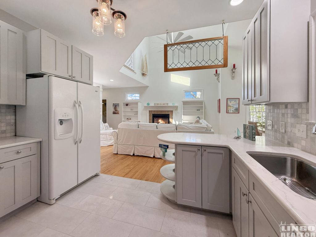 105+New+Rd+Kitchen+2 105 New Road Rental Property