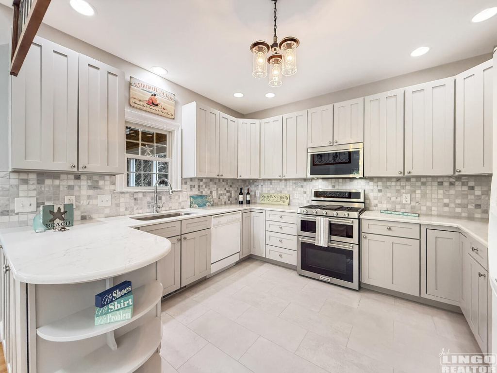 105+New+Rd+Kitchen+4 105 New Road Rental Property
