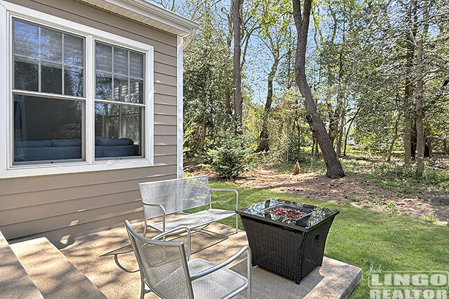 18760+Bethpage+Deck 18760 Bethpage Drive Rental Property