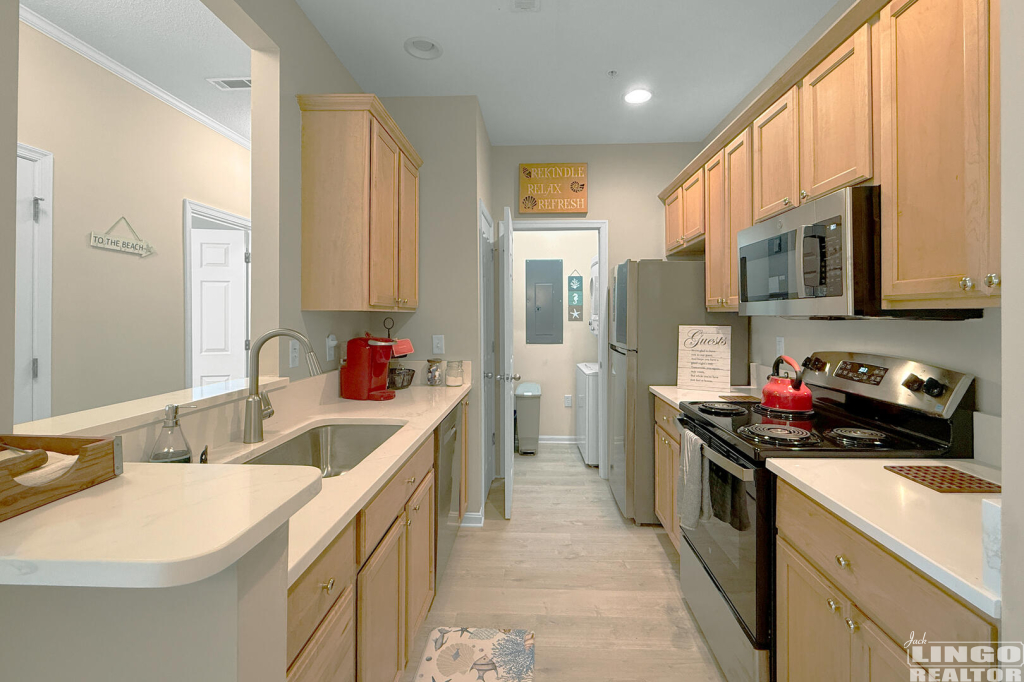 3501+Brandt+St+Kitchen+1 17059 S Brandt St. #3105 Rental Property