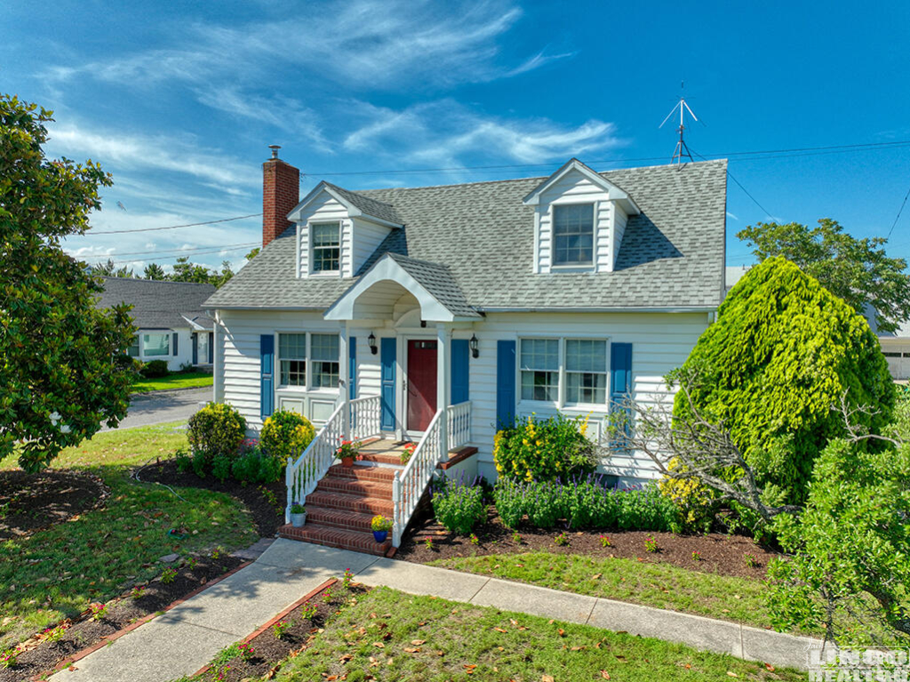 DJI_0175 11 Vermont Avenue Rental Property