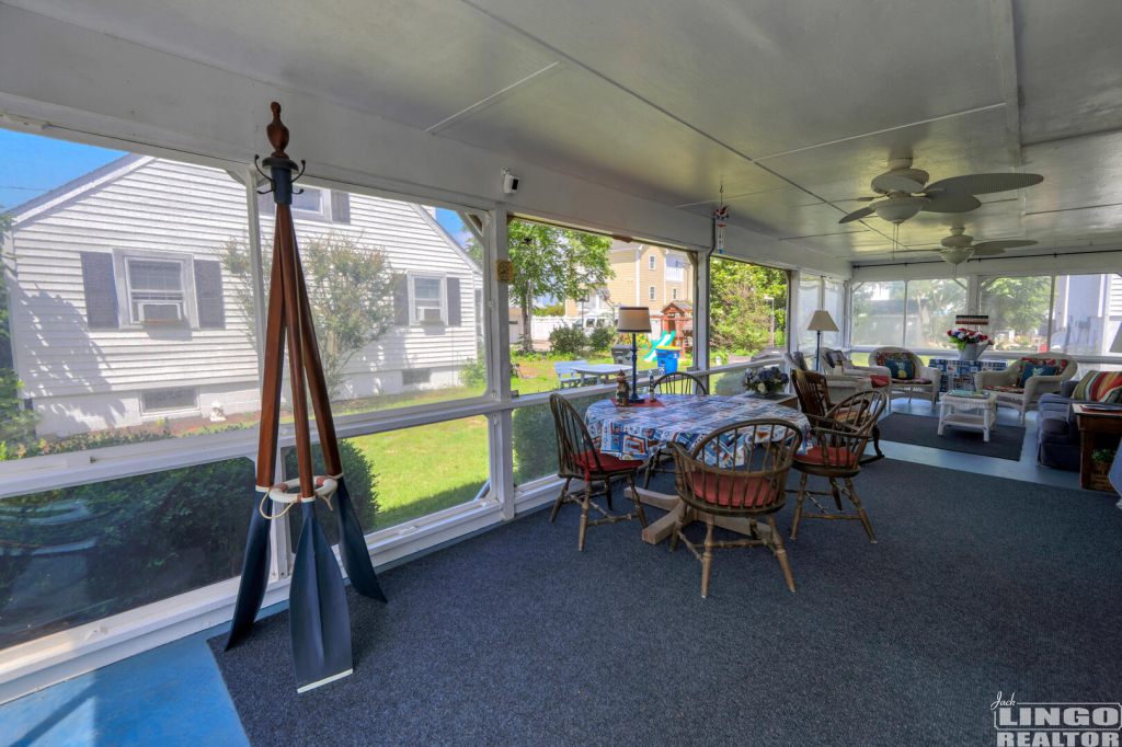 EG2A1650 11 Vermont Avenue Rental Property
