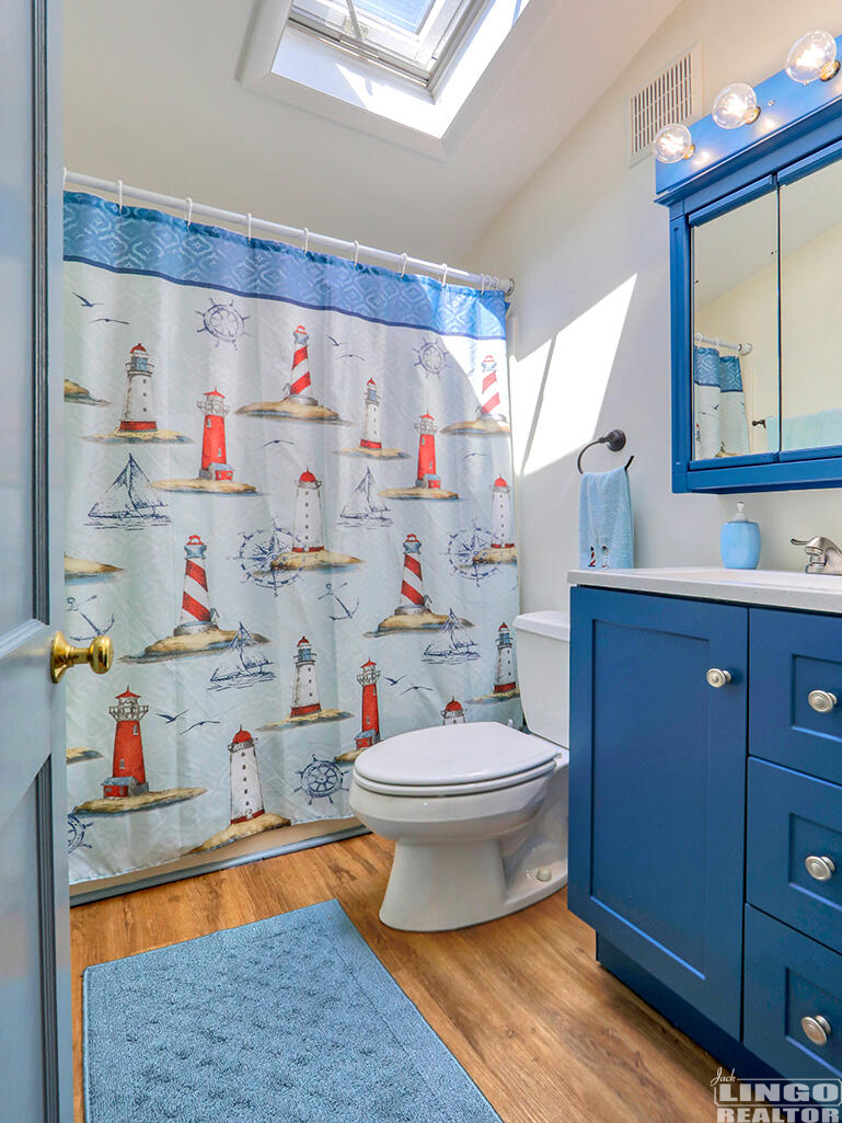 EG2A1802 11 Vermont Avenue Rental Property
