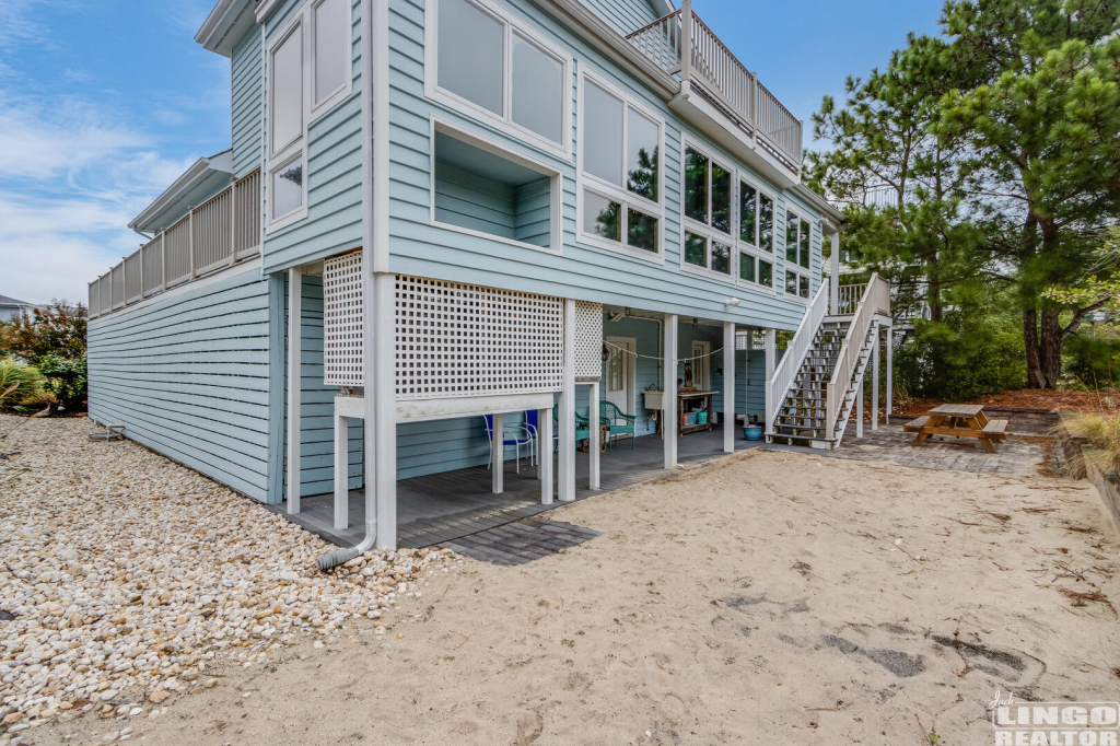 100_img_3222_903 520 E CAPE SHORES DR Rental Property