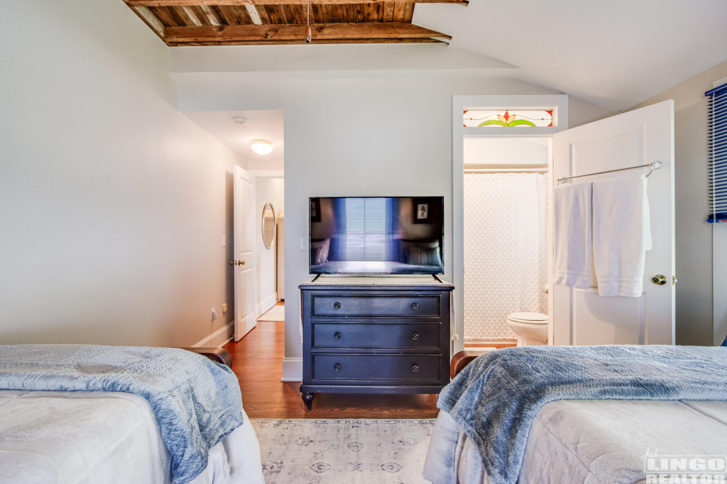 017_img_8316_177 332 Chestnut Street Rental Property