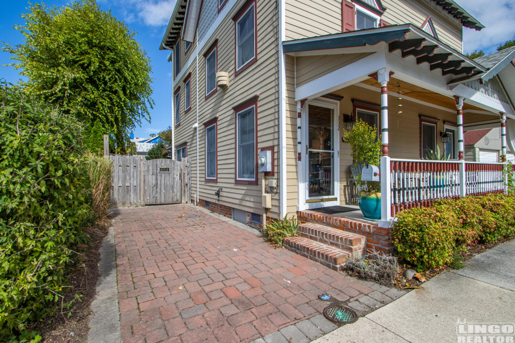 046_img_8454_934 332 Chestnut Street Rental Property