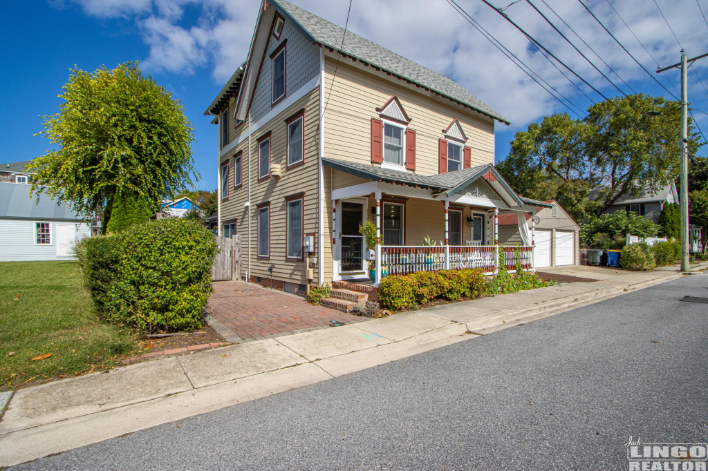 048_img_8460_387 332 Chestnut Street Rental Property