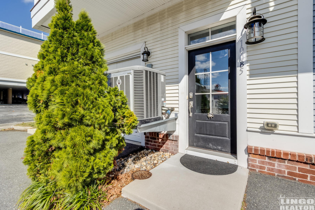 003_img_1238_777 100 Anglers Road #B5 Rental Property